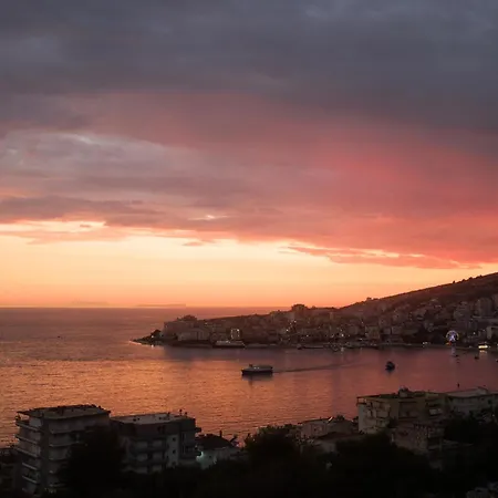 Seaside Sanctuary In Apartment *