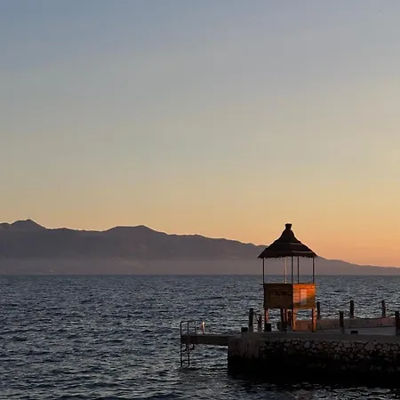 Lejlighed Seaside Sanctuary In *