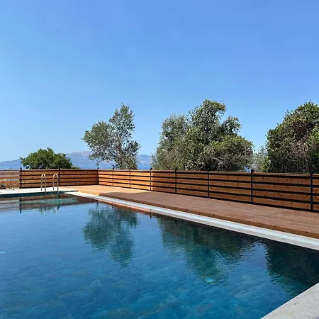 Seaside Sanctuary In Sarandë