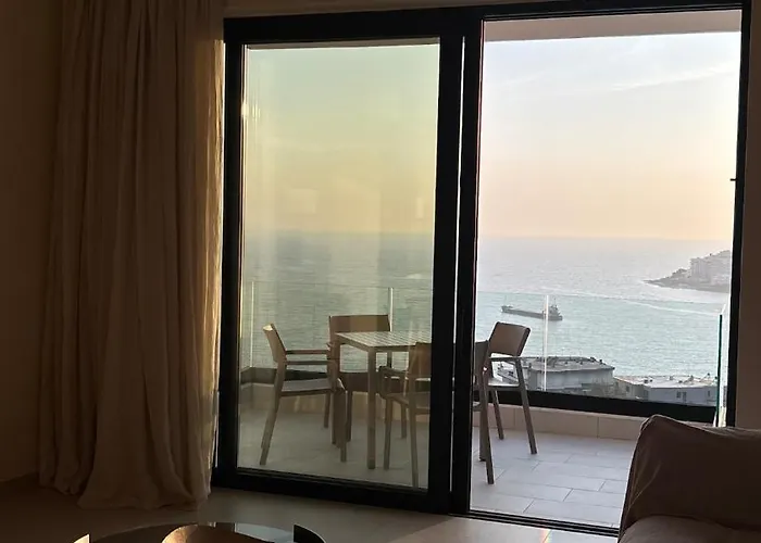 Apartment Seaside Sanctuary In *